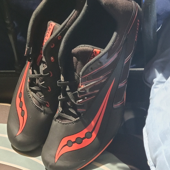 Saucony Track cleats men size 11 - Picture 4 of 12